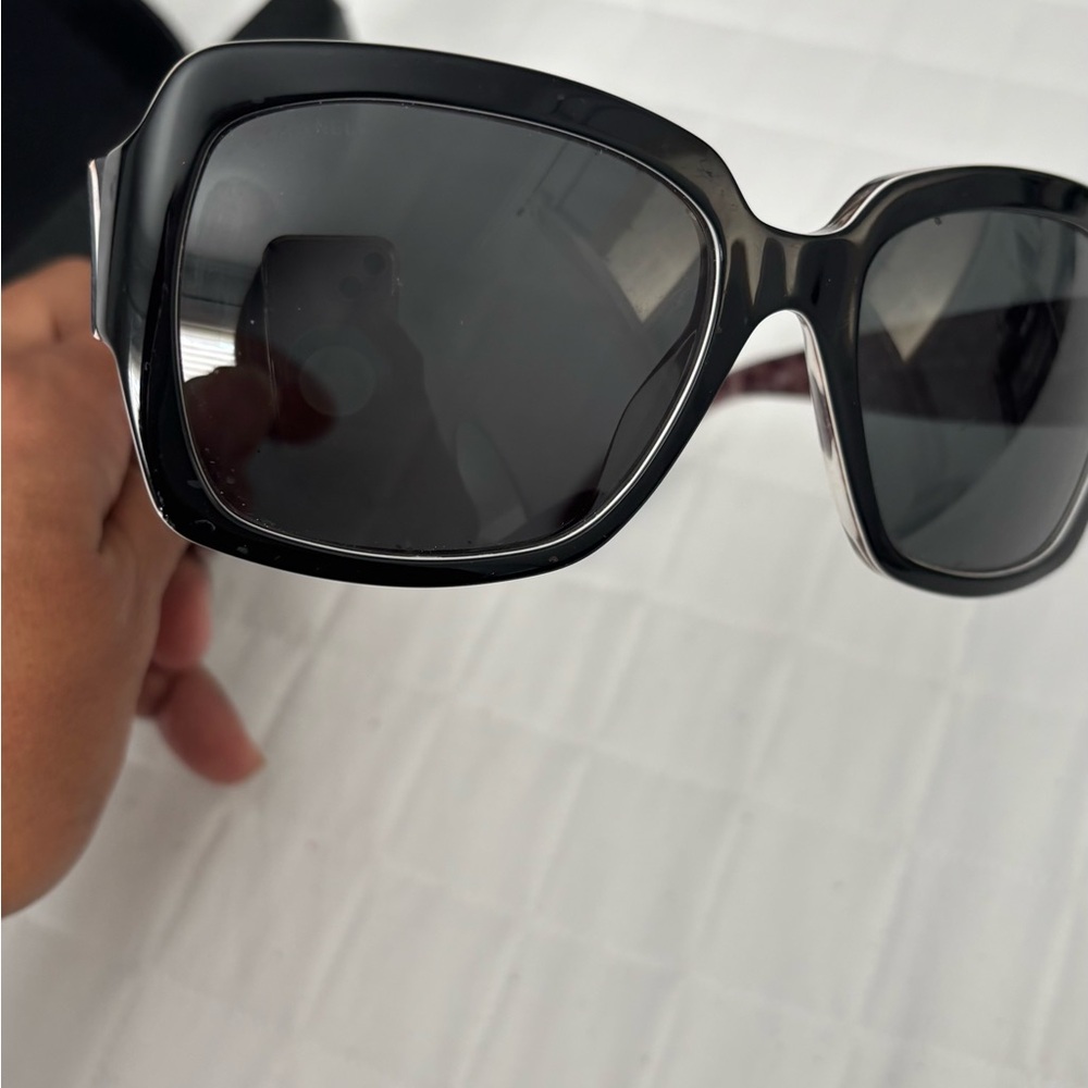CHANEL Black Sunglasses with Silver Logo - Picture 3 of 6